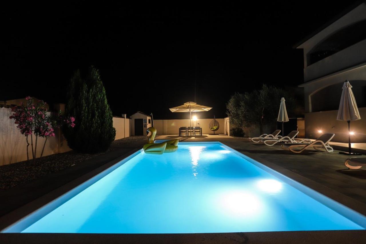 Apartment Nina With Private Pool Nova Vas  Exterior foto